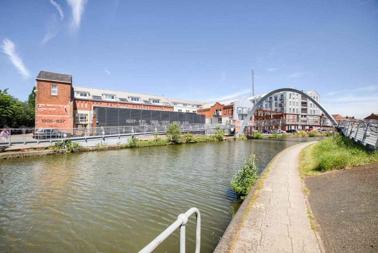 Luxury Townhouse City Centre Private Parking Sleeps 9 By Empower Homes Apartment *