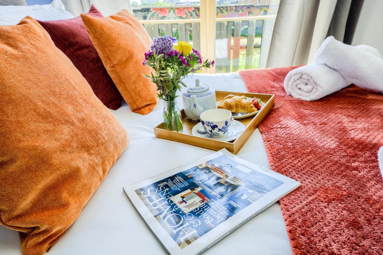 Luxury Townhouse City Centre Private Parking Sleeps 9 By Empower Homes Coventry