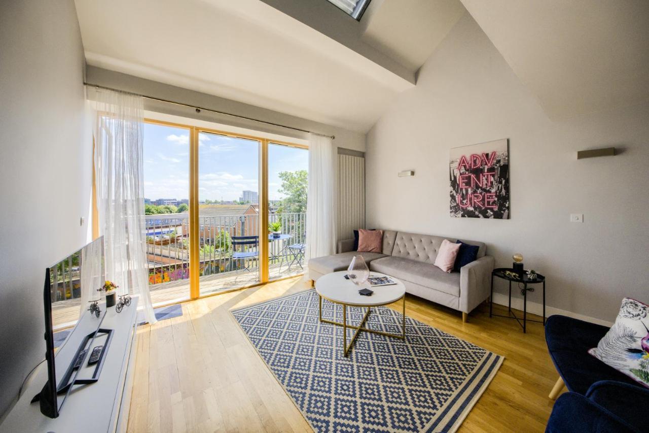 Apartment Luxury Townhouse City Centre Private Parking Sleeps 9 By Empower Homes *
