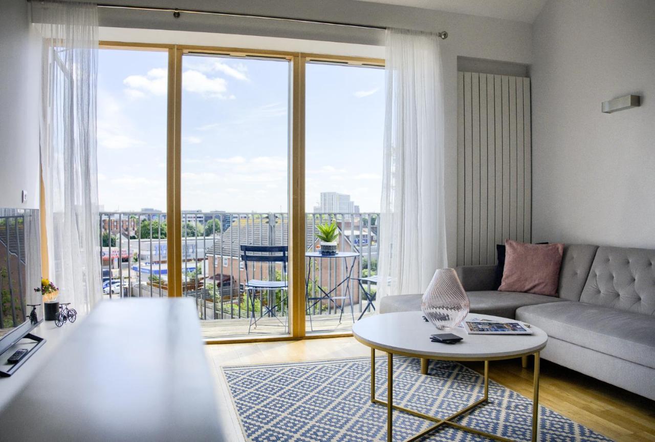 Apartment Luxury Townhouse City Centre Private Parking Sleeps 9 By Empower Homes Coventry