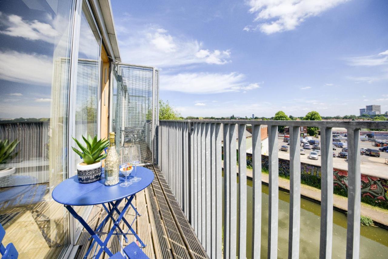 Luxury Townhouse City Centre Private Parking Sleeps 9 By Empower Homes *
