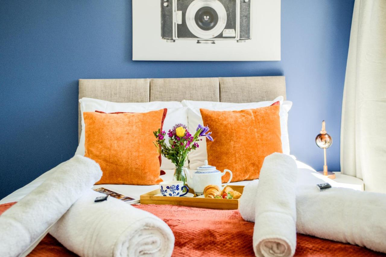 Luxury Townhouse City Centre Private Parking Sleeps 9 By Empower Homes