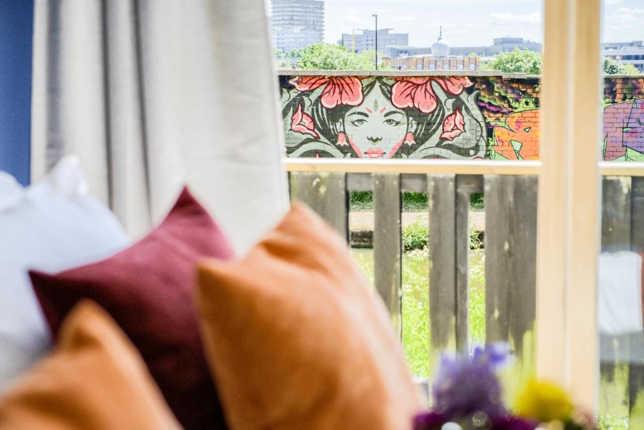 Luxury Townhouse City Centre Private Parking Sleeps 9 By Empower Homes